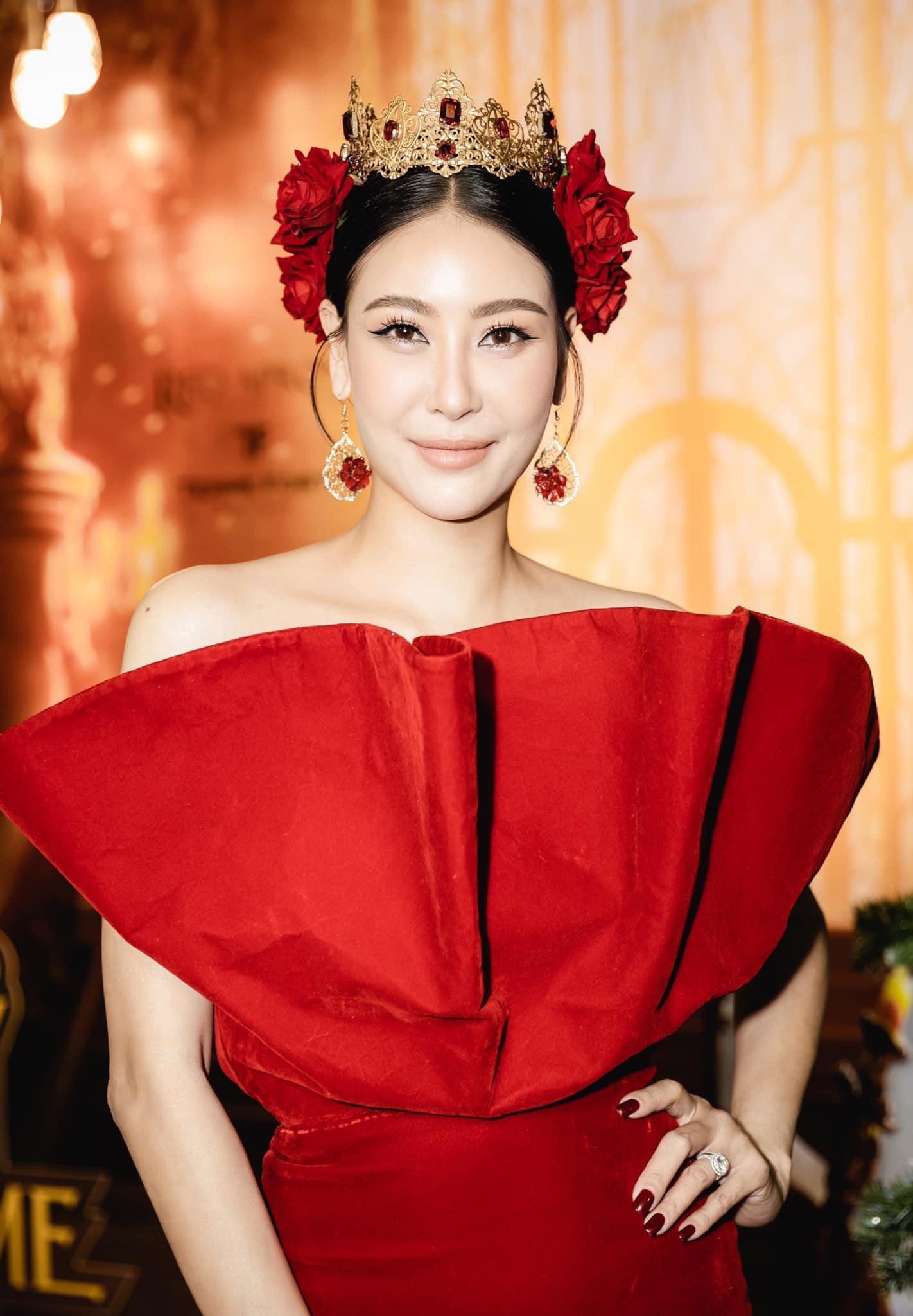 Hoa hậu Hà Kiều Anh ở tuổi 45: Từ nhan sắc đến vóc dáng 'đỉnh cao' khiến đàn em ngưỡng mộ - Ảnh 12.