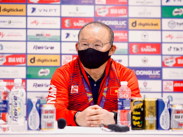 HLV Park Hang-seo: 'Tôi đã stress suốt hành trình bảo vệ tấm huy chương Vàng' - Ảnh 1. HLV Park Hang-seo: 'Tôi đã stress suốt hành trình bảo vệ tấm huy chương Vàng' - Ảnh 1.