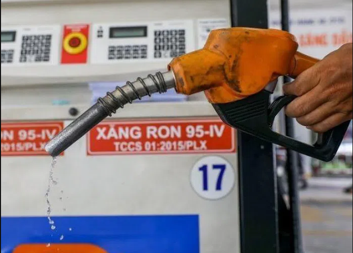 Gasoline prices can increase by nearly 1,000 VND / liter, to the highest level ever - Photo 1.