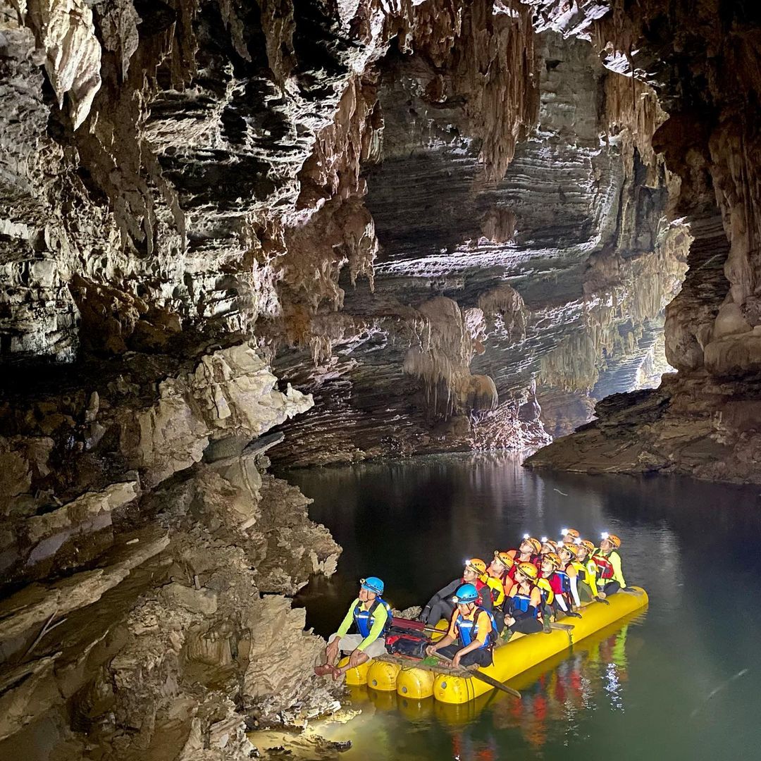 Hang Tú Làn - một trong những địa điểm trekking được nhiều người lựa chọn nhất là hội chị em phụ nữ văn phòng ưa thử thách - Ảnh 2.