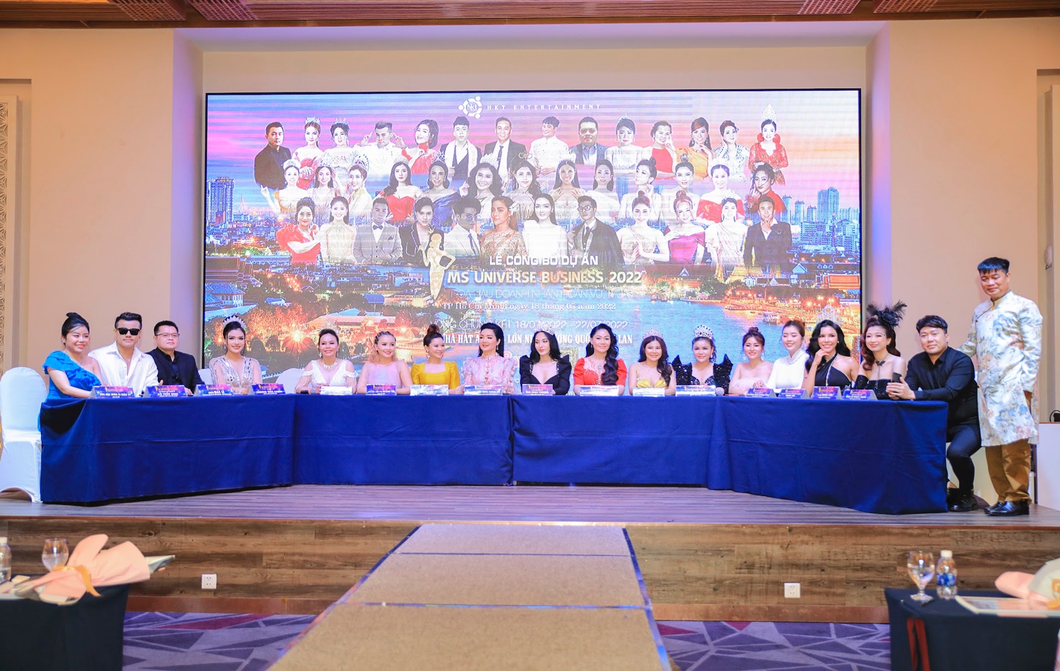 Hoa hậu Kimmy Bùi xuất hiện với cương vị giám khảo Hoa hậu Doanh nhân Hoàn vũ 2022 - Ảnh 4. Hoa hậu Kimmy Bùi xuất hiện với cương vị giám khảo Hoa hậu Doanh nhân Hoàn vũ 2022 - Ảnh 4.
