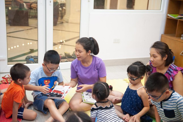 Tactile book for visually impaired children - Photo 2.