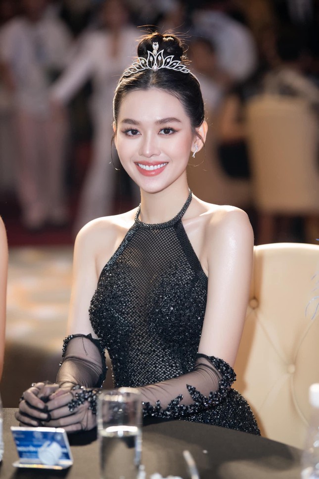 Top 3 Miss World VN 2019: Luong Thuy Linh - Kieu Loan is sought after, Tuong San one child is still ravishing - Photo 10.