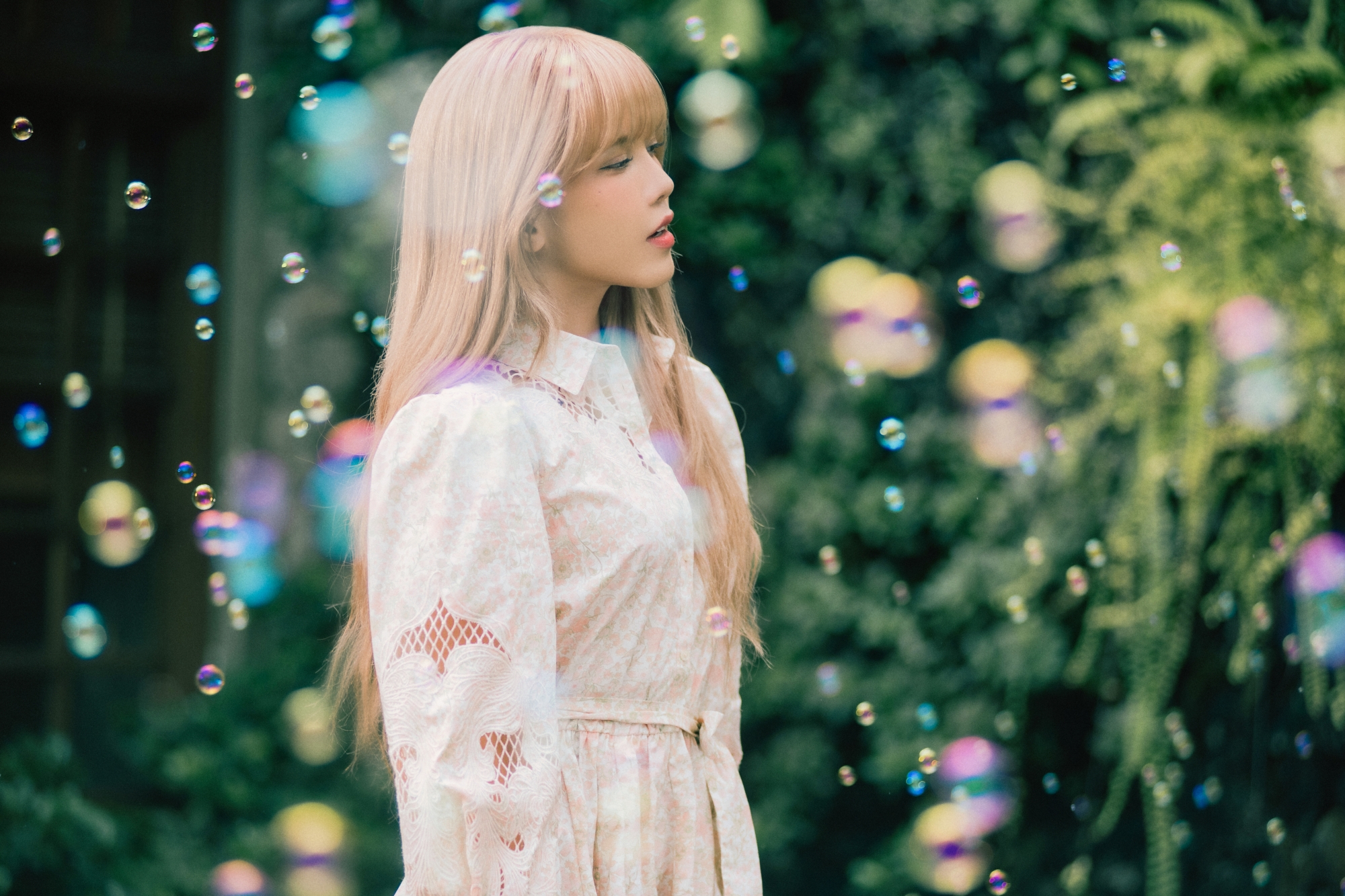 Thiều Bảo Trâm trải lòng về album mới: Tôi hát bằng cảm xúc thật và những gì đã trải qua. Từng yêu, từng hạnh phúc, thất vọng và chia tay! - Ảnh 4. Thiều Bảo Trâm trải lòng về album mới: Tôi hát bằng cảm xúc thật và những gì đã trải qua. Từng yêu, từng hạnh phúc, thất vọng và chia tay! - Ảnh 4.