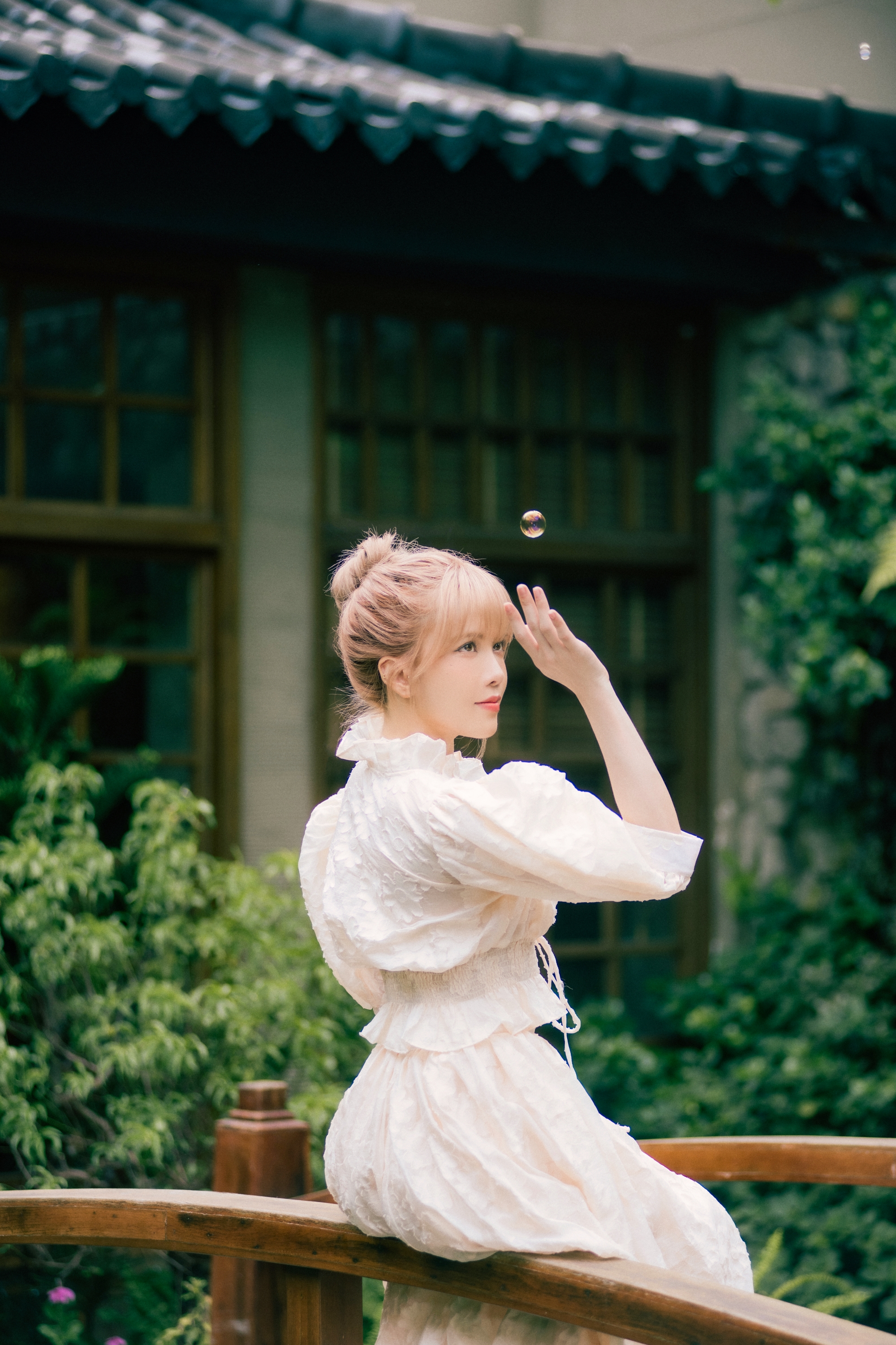Thiều Bảo Trâm trải lòng về album mới: Tôi hát bằng cảm xúc thật và những gì đã trải qua. Từng yêu, từng hạnh phúc, thất vọng và chia tay! - Ảnh 2. Thiều Bảo Trâm trải lòng về album mới: Tôi hát bằng cảm xúc thật và những gì đã trải qua. Từng yêu, từng hạnh phúc, thất vọng và chia tay! - Ảnh 2.
