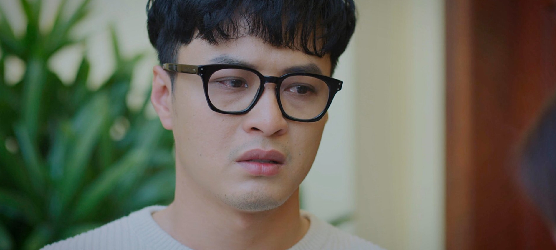 Thương ngày nắng về: Khóc đến ngập lụt, bà Nga, Sam - So được gọi tên nhưng xin đừng quên tương tác tuyệt vời của Hồng Đăng - Lan Phương - Ảnh 8. Thương ngày nắng về: Khóc đến ngập lụt, bà Nga, Sam - So được gọi tên nhưng xin đừng quên tương tác tuyệt vời của Hồng Đăng - Lan Phương - Ảnh 8.