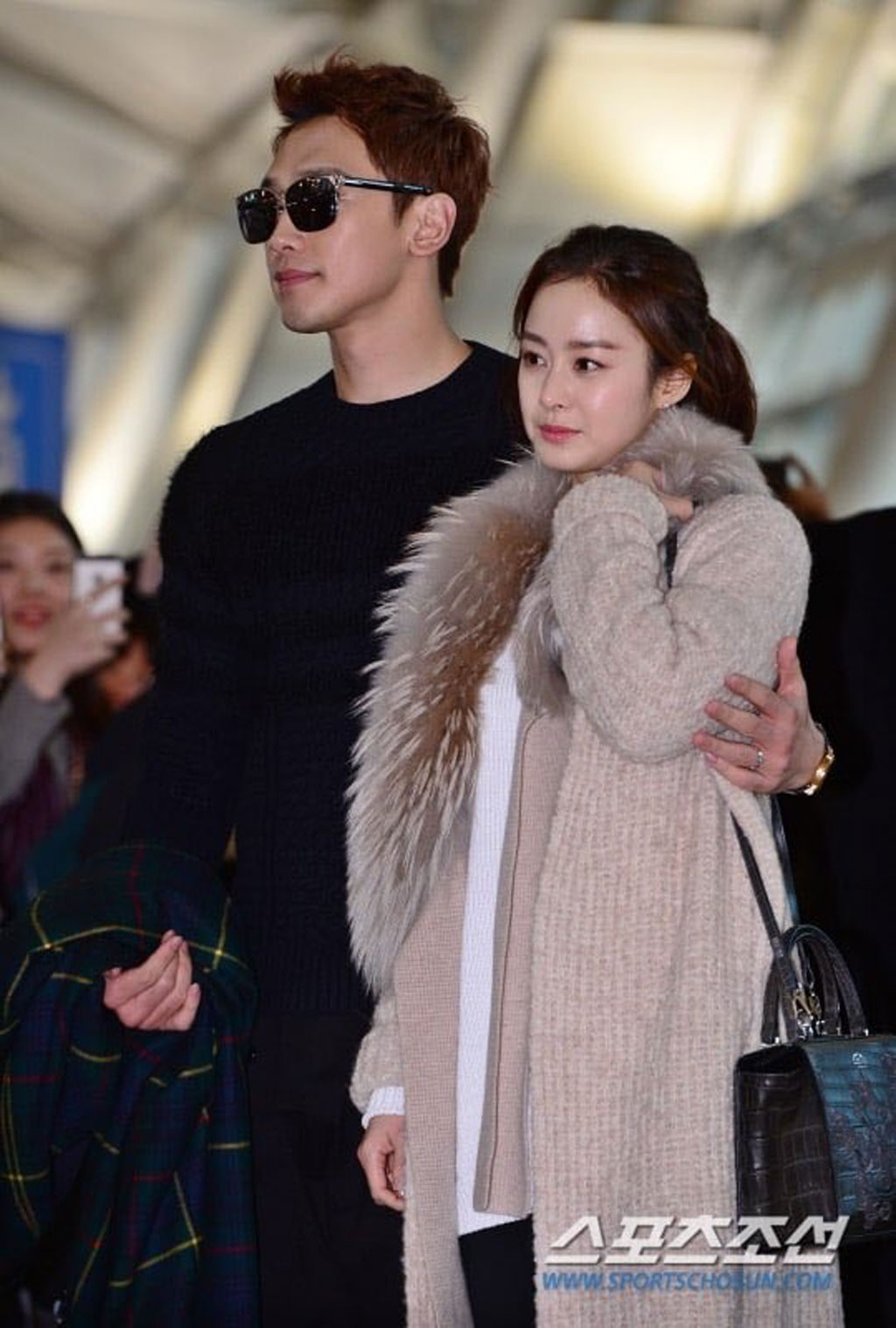 Dàn mỹ nhân xứ Hàn mang danh "nấm lùn": Song Hye Kyo sở hữu sức hút vượt xa chiều cao, Kim Tae Hee thấp nhưng vẫn cưa đổ "ông hoàng Kpop" - Ảnh 8.