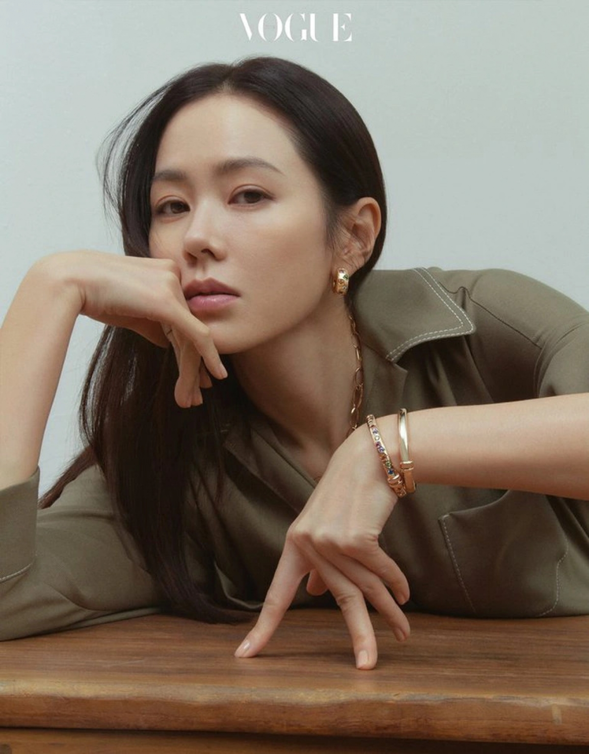 Son Ye Jin is a beauty queen, but this is a sexy goddess - Photo 3.