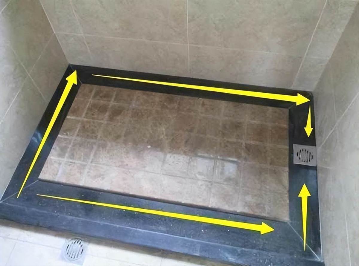 Building a sloping floor in an outdated bathroom, learn this design to drain water quickly and conveniently, the floor is always dry, no smell - Photo 2.