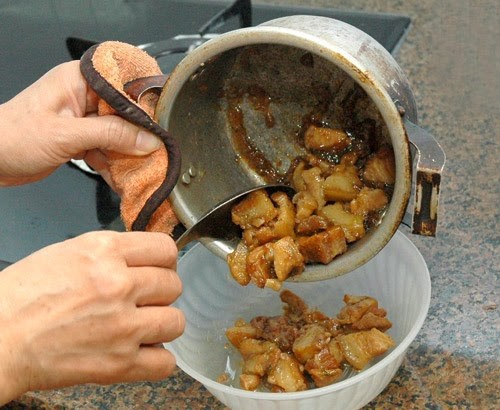 The type of pot is very familiar to Vietnamese families: Using the wrong way has the potential to damage internal organs and produce many dangerous diseases - Photo 5.