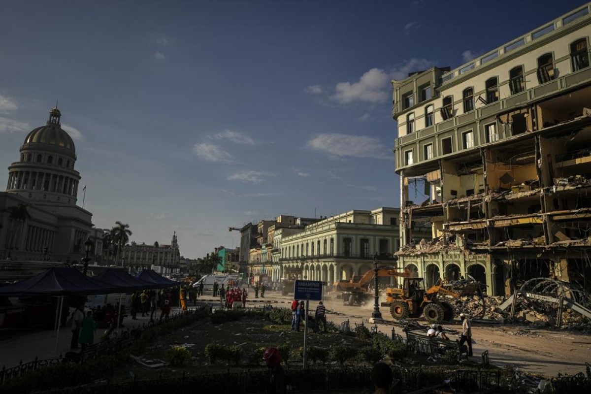 Cảnh tượng tan hoang sau vụ nổ kinh hoàng tại khách sạn 5 sao ở Cuba - Ảnh 5.