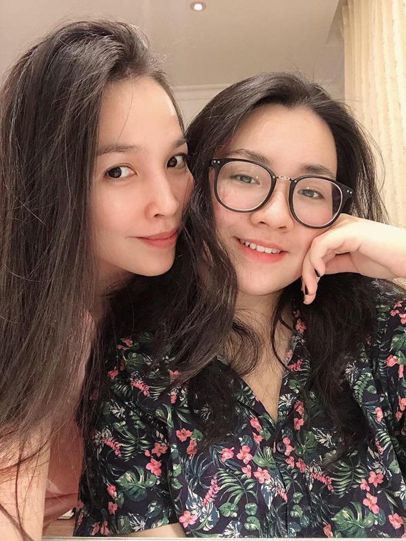 Nhan sắc &quot;vạn người mê&quot; của những bà mẹ đơn thân trong showbiz Việt: Ly Kute trẻ trung như gái 18, đỉnh nhất vẫn là Hòa Minzy - Ảnh 10.