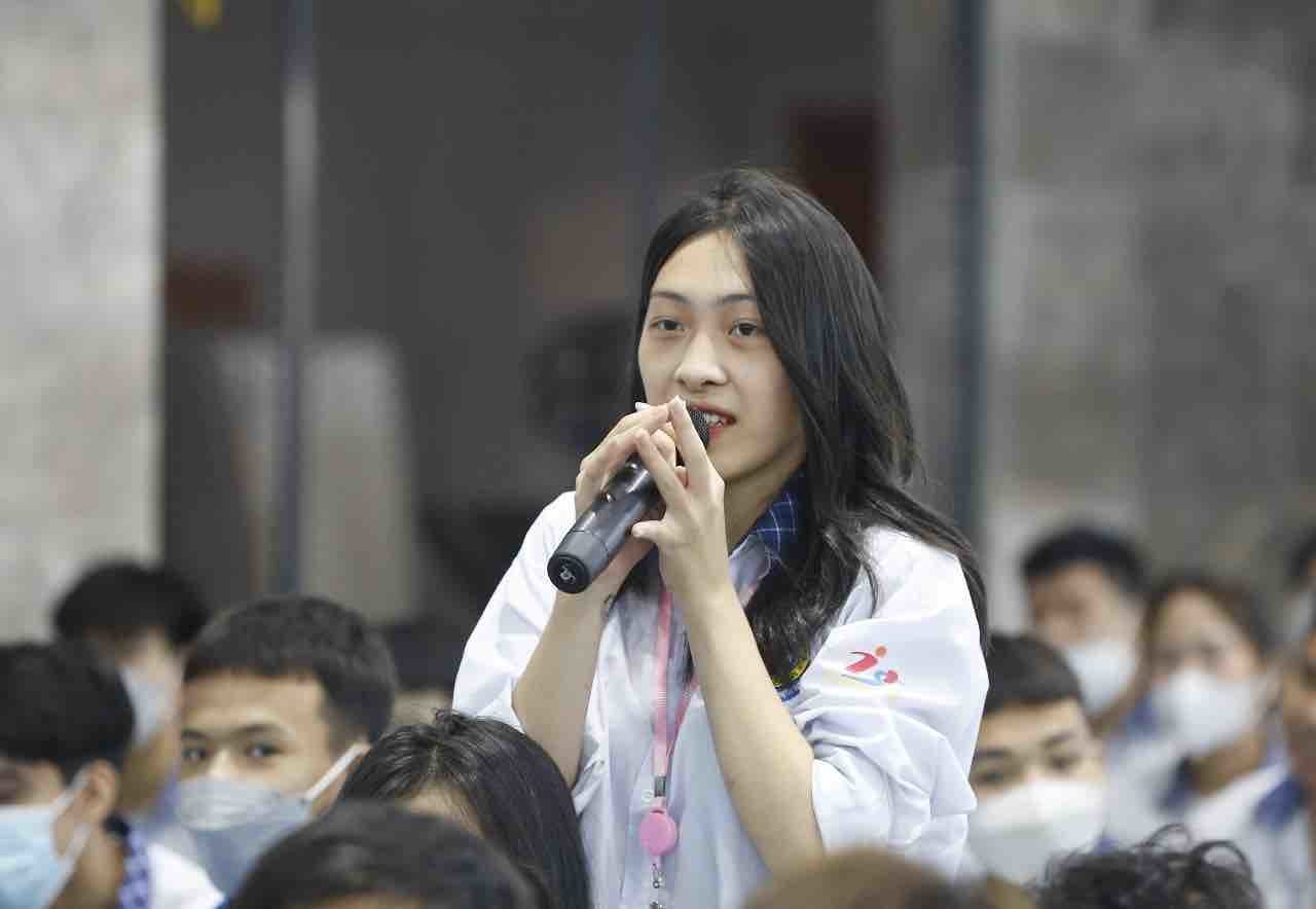 Học phi công chiến đấu và phi công vũ trụ cần tố chất gì? - Ảnh 2. Học phi công chiến đấu và phi công vũ trụ cần tố chất gì? - Ảnh 2.