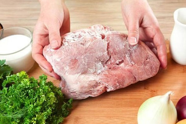 How to identify expired meat and 5 common mistakes when processing meat - Photo 4.