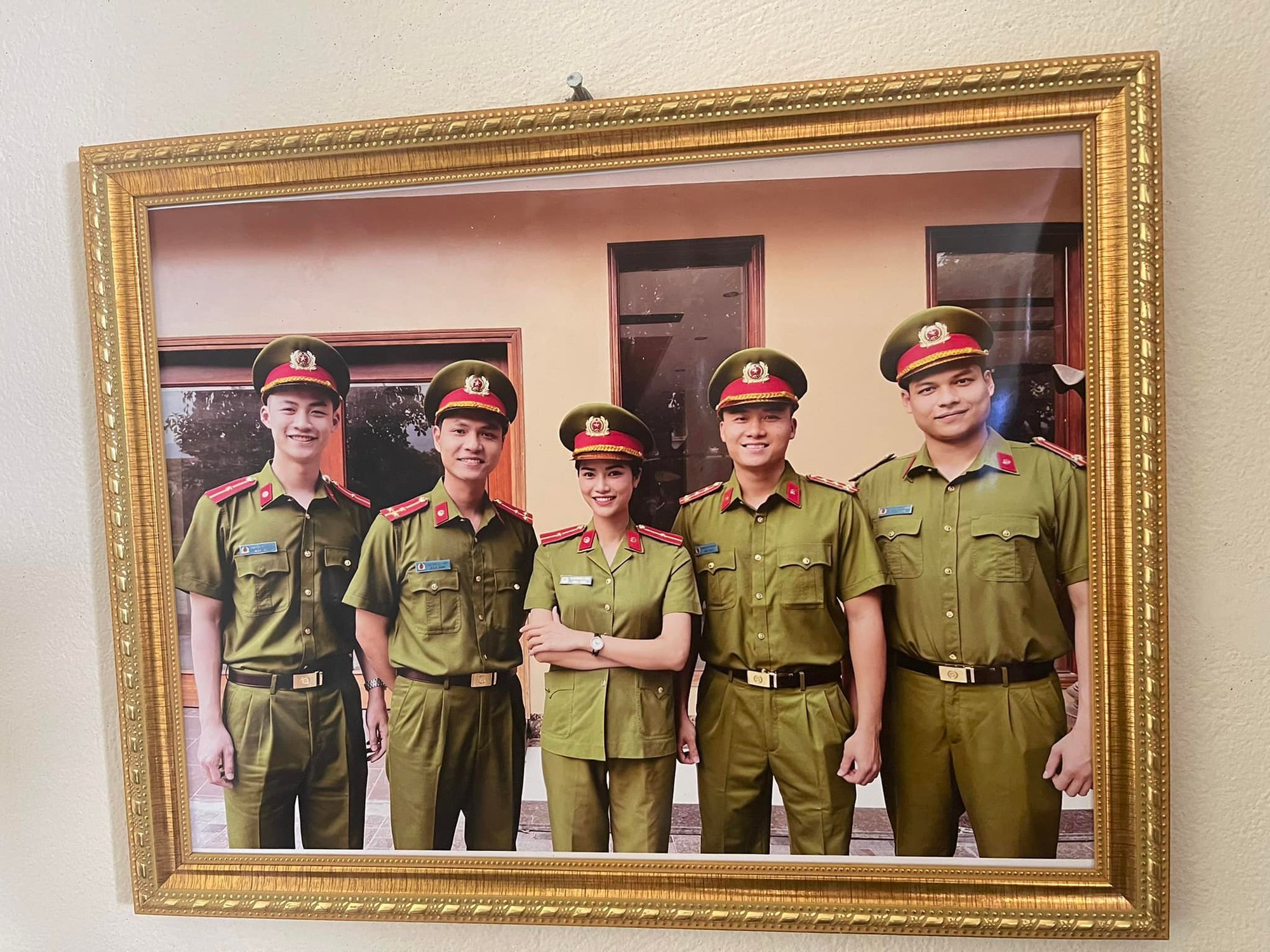 Cả Vũ trụ VTV hội ngộ trong phim mới của đạo diễn Hương vị tình thân, nữ chính là ai mà gây xôn xao? - Ảnh 2. Cả Vũ trụ VTV hội ngộ trong phim mới của đạo diễn Hương vị tình thân, nữ chính là ai mà gây xôn xao? - Ảnh 2.