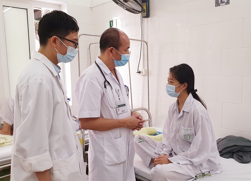 Ph&aacute;t hiện 2 ca mắc sốt r&eacute;t trở về từ ch&acirc;u Phi - Ảnh 2.