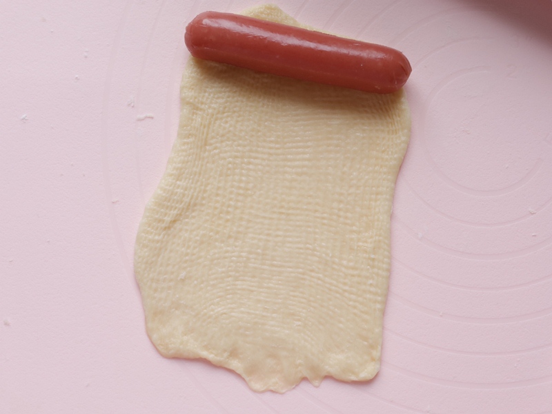 Cuối tuần làm mẻ bánh mì xúc xích mềm thơm, cả tuần sau con có đồ ăn sáng ngon lành nhanh gọn! - Ảnh 6. Cuối tuần làm mẻ bánh mì xúc xích mềm thơm, cả tuần sau con có đồ ăn sáng ngon lành nhanh gọn! - Ảnh 6.