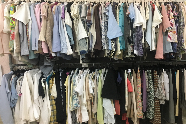 Câu đố Tiếng Việt: "Vì sao gọi đồ cũ là đồ SIDA" - Nguồn gốc thực sự của từ này sẽ khiến bạn bất ngờ vì quá thú vị! - Ảnh 2. Câu đố Tiếng Việt: "Vì sao gọi đồ cũ là đồ SIDA" - Nguồn gốc thực sự của từ này sẽ khiến bạn bất ngờ vì quá thú vị! - Ảnh 2.