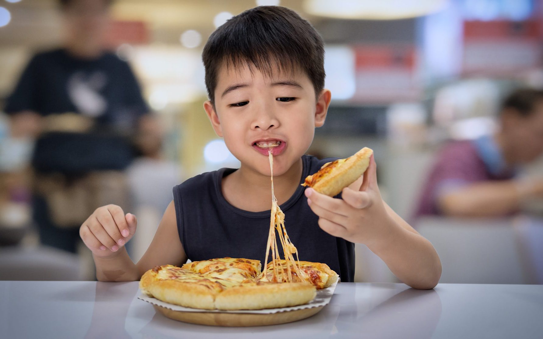 7 loại thực phẩm có hại cho trẻ nhỏ nhưng cha mẹ vẫn nghĩ con càng ăn nhiều càng tốt!