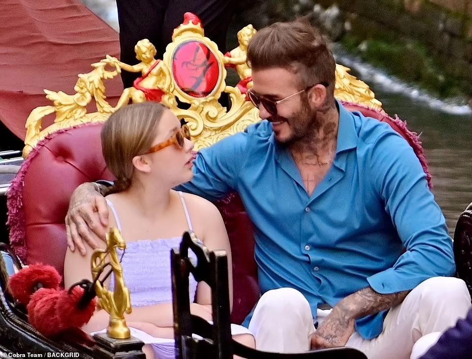 Dẫn Harper Seven đi chơi thuyền, David Beckham cho thấy là ông bố cuồng con gái - Ảnh 7.