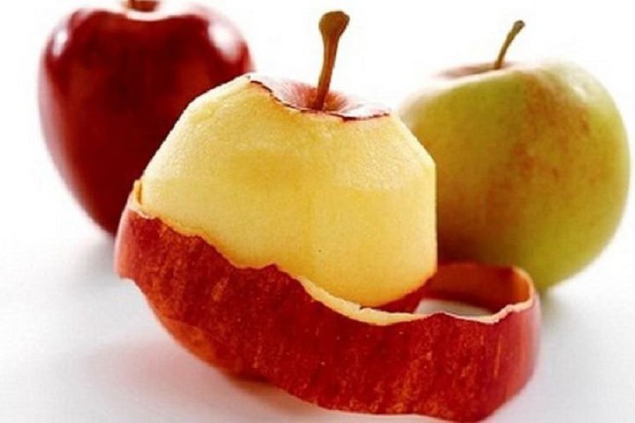 Đừng gọt vỏ táo, nếu vứt đi bạn sẽ bỏ lỡ 5 lợi ích tuyệt vời này - Ảnh 1.