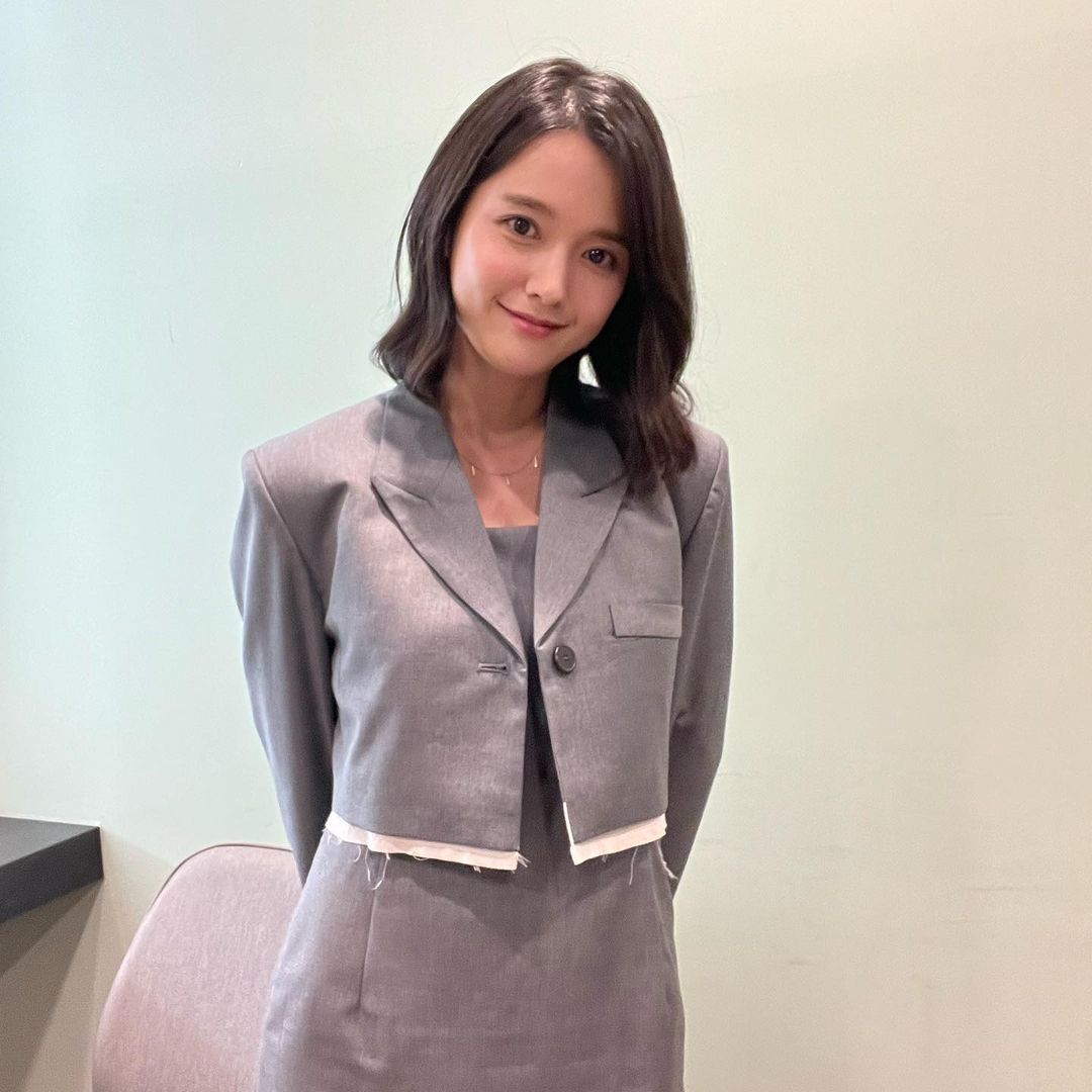 Sao nhí đóng phim để nuôi gia đình 15 người: Nhan sắc hiện tại gây mê nhưng sự nghiệp quá mờ nhạt - Ảnh 4. Sao nhí đóng phim để nuôi gia đình 15 người: Nhan sắc hiện tại gây mê nhưng sự nghiệp quá mờ nhạt - Ảnh 4.