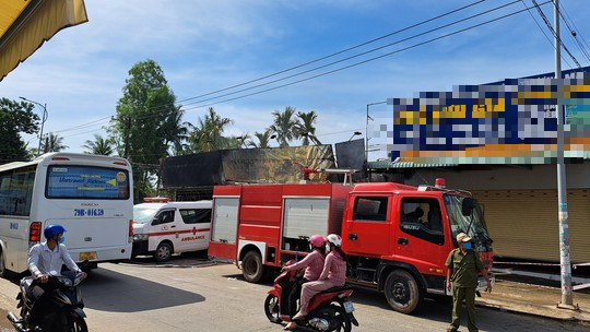 Cháy siêu thị mini ở Phú Quốc khiến 2 vợ chồng tử vong - Ảnh 2.