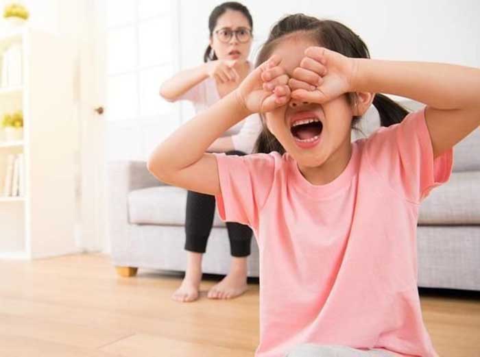 Bố mẹ sẽ phải hối hận khi biết con phải chịu đựng những gì khi thường xuyê nghe sự la mắng, trách phạt - Ảnh 1. Bố mẹ sẽ phải hối hận khi biết con phải chịu đựng những gì khi thường xuyê nghe sự la mắng, trách phạt - Ảnh 1.