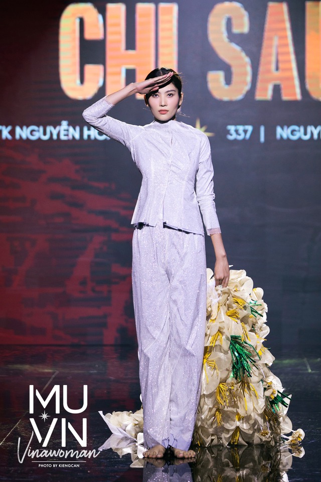 Những trang phục dân tộc khó hiểu tại Hoa hậu Hoàn vũ Việt Nam 2022 - Ảnh 7.