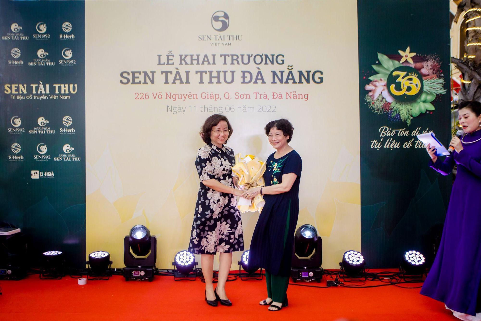 Sen Tài Thu: Khai trương cơ sở chữa bệnh gia truyền Việt Nam tại Đà Nẵng - Ảnh 4.