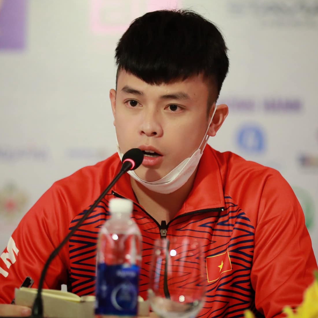 Trợ lý ngôn ngữ của HLV Park tiết lộ cơ duyên đến với công việc, tiết lộ &quot;nỗi sợ&quot; khi làm việc với Đội tuyển U23 Việt Nam - Ảnh 1.
