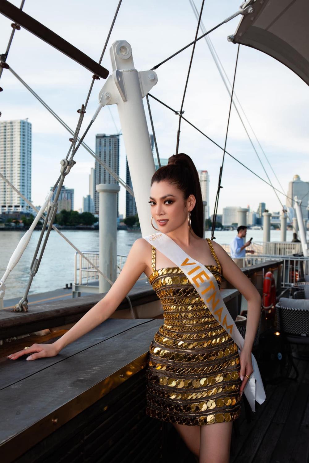 Miss International Queen 2022: Trân Đài diện đồ thế nào mà được ví như “nữ hoàng thời trang”? - Ảnh 11.