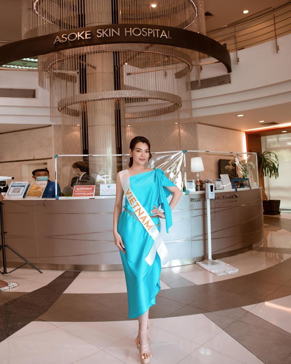Miss International Queen 2022: Trân Đài diện đồ thế nào mà được ví như “nữ hoàng thời trang”? - Ảnh 5.