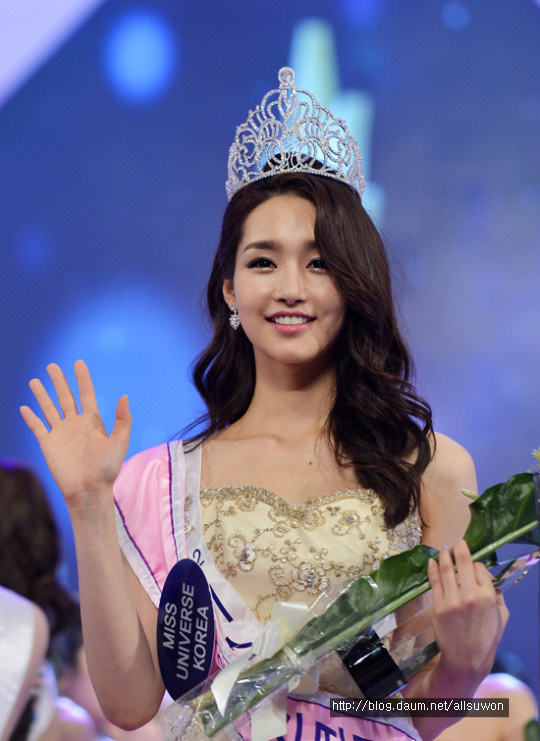 Mỹ nhân phẫu thuật thành bản sao Park Min Young: Sự nghiệp nhạt nhòa còn khiến bản gốc bị oan cả đời - Ảnh 1. Mỹ nhân phẫu thuật thành bản sao Park Min Young: Sự nghiệp nhạt nhòa còn khiến bản gốc bị oan cả đời - Ảnh 1.