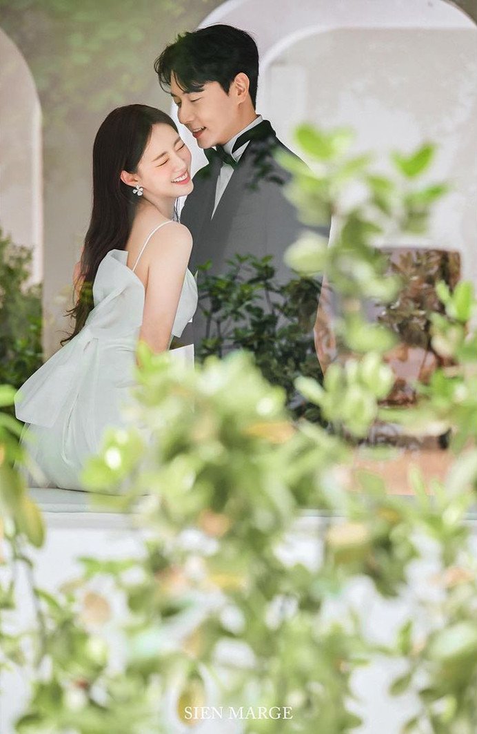 Showbiz Hàn ngập tin vui nửa đầu năm 2022: Hyun Bin - Son Ye Jin gây bão toàn cầu, vậy cặp đôi &quot;hạ màn&quot; là ai? - Ảnh 12.