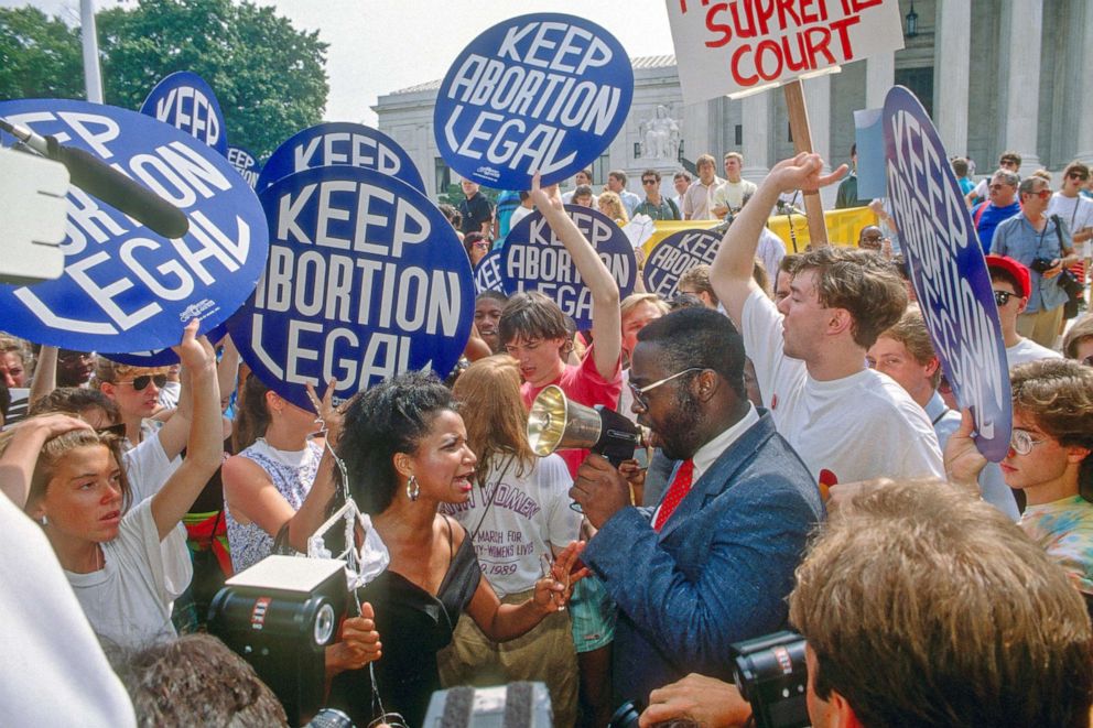 Đạo luật cấm phá thai làm &quot;rung chuyển&quot; nước Mỹ: Nhìn lại những biến động trên con đường đi tìm nhân quyền của phụ nữ và bình đẳng giới - Ảnh 16.
