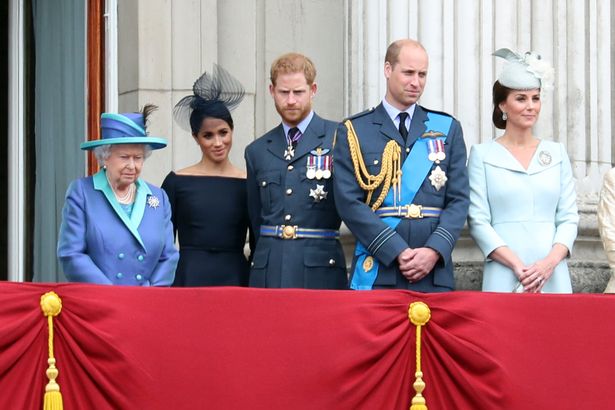 Công nương Kate gửi lời mời đặc biệt tới Harry nhưng bỏ quên Meghan - Ảnh 2.