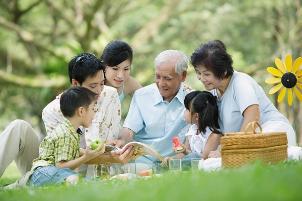 Ngày Gia đình Việt Nam: Gia đình luôn là nơi vững chắc nhất cho mỗi chúng ta. Ngày Gia đình Việt Nam lúc nào cũng đưa chúng ta trở về bên gia đình thân yêu, đem đến những kỷ niệm đáng nhớ, nét đẹp của sự gắn kết và yêu thương.