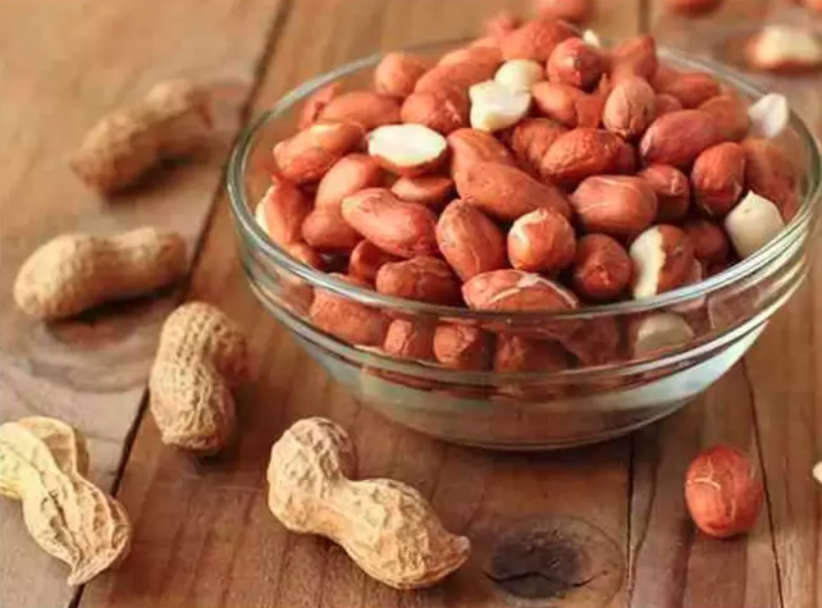 How can peanuts help with weight loss?  - Photo 3.