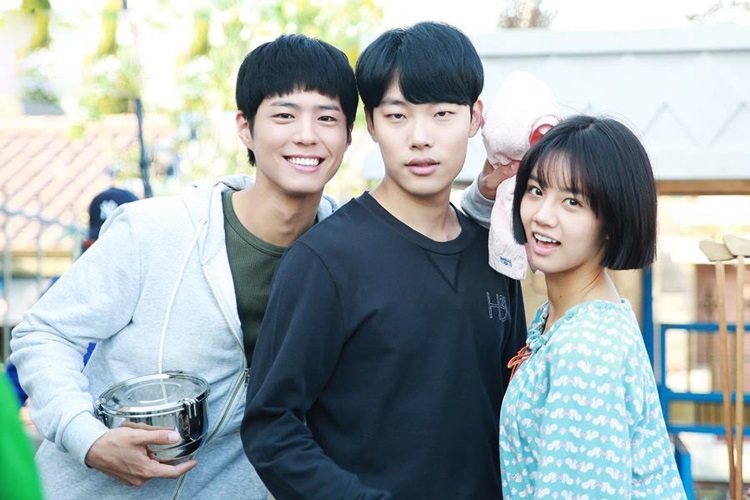 Đây là mỹ nam suýt thay Park Bo Gum đóng Reply 1988: Vừa đẹp trai vừa quyến rũ, còn là tình tin đồn của Jisoo - Ảnh 2.