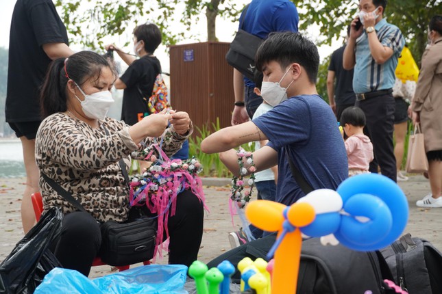 Kiến trúc sư 9x bị cụt tay với nỗ lực sống như người bình thường - Ảnh 5. Kiến trúc sư 9x bị cụt tay với nỗ lực sống như người bình thường - Ảnh 5.