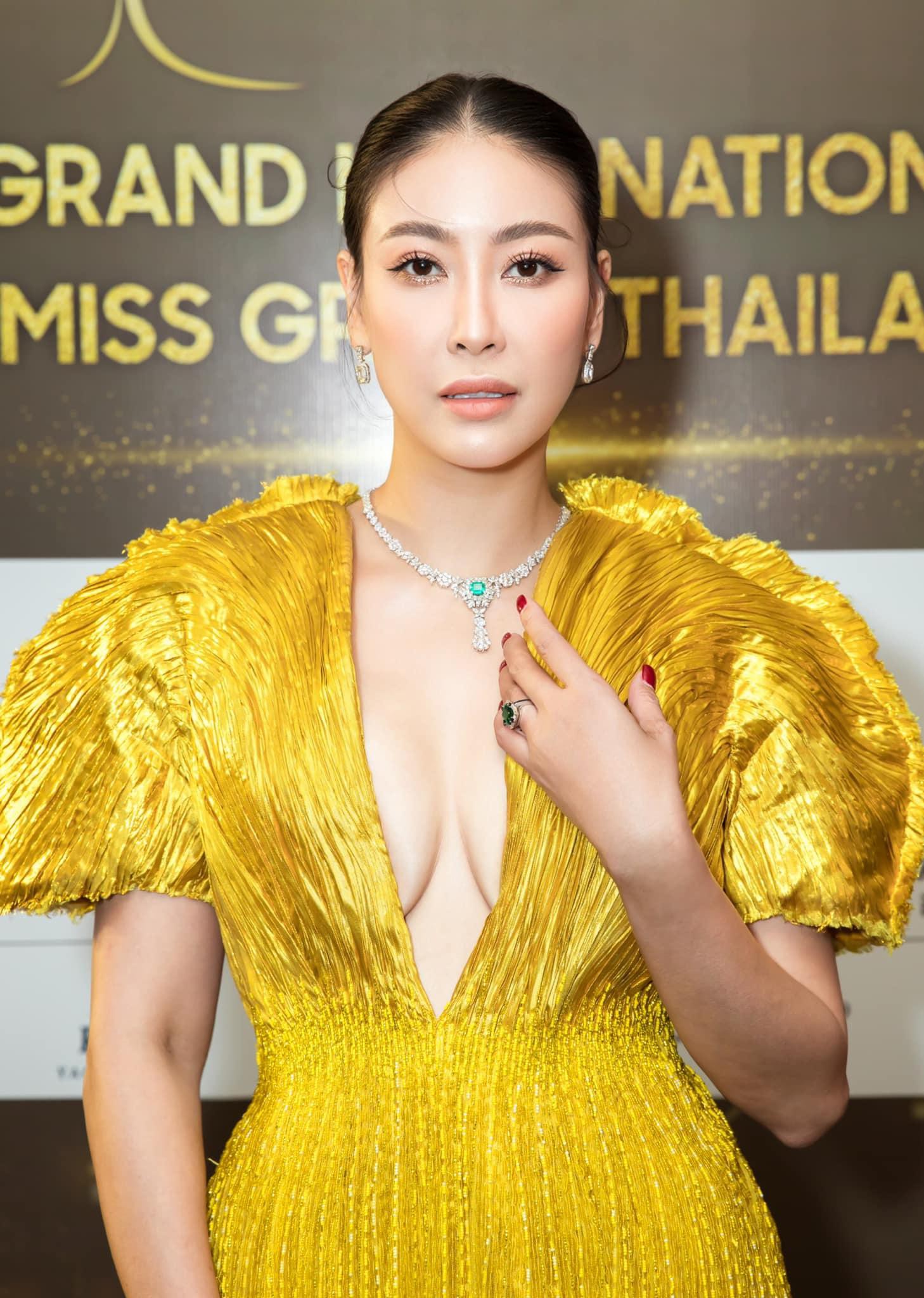 Đọ nhan sắc nóng bỏng 4 nữ giám khảo quyền lực của Hoa hậu Hòa bình Việt Nam 2022 - Ảnh 1.