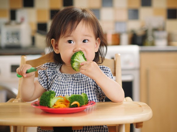 Trẻ biếng ăn ĐỪNG VỘI dùng thuốc bổ, những loại thực phẩm này giúp con ăn khỏe, đủ chất và phát triển toàn diện - Ảnh 4.