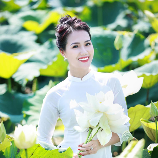 Lan Huong - the beauty who reached the top 5 of Miss Vietnam 2004 once acted in the movie 