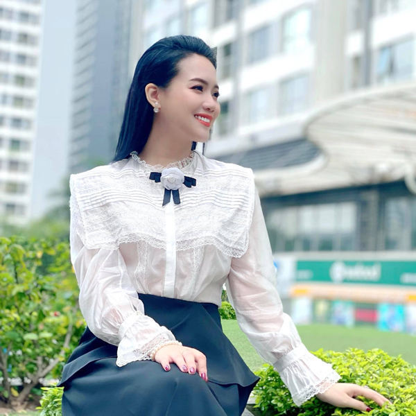 Lan Hương - người đẹp lọt top 5 Hoa hậu Việt Nam 2004 từng đóng phim "Lập trình cho trái tim" giờ nhan sắc ra sao? - Ảnh 10. Lan Hương - người đẹp lọt top 5 Hoa hậu Việt Nam 2004 từng đóng phim "Lập trình cho trái tim" giờ nhan sắc ra sao? - Ảnh 10.