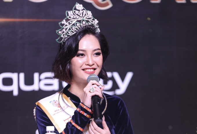 Sáng 18/7, Hoa hậu Nông Thúy Hằng giao lưu trực tuyến - Ảnh 1.