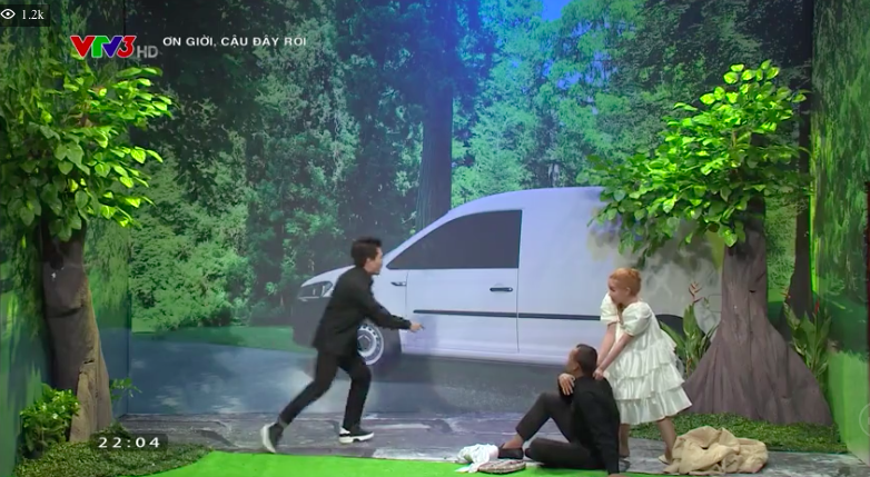 Ơn giời cậu đ&acirc;y rồi: Trường Giang đ&oacute;ng vai chồng Ngọc Linh, kh&oacute;c v&igrave; thương vợ con - Ảnh 6.