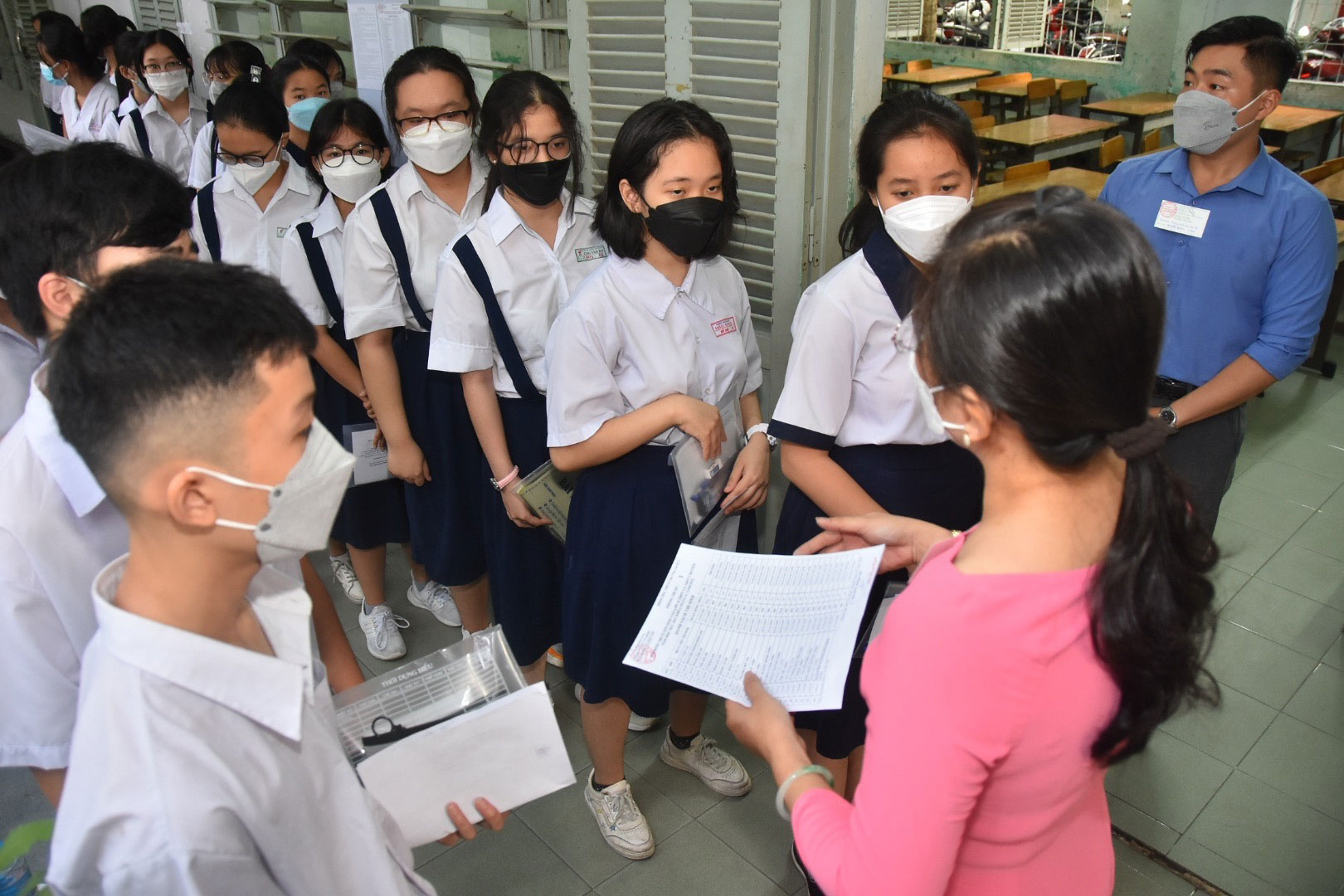 Trường tư thục cũng quá tải tuyển sinh lớp 10 - Ảnh 1. Trường tư thục cũng quá tải tuyển sinh lớp 10 - Ảnh 1.