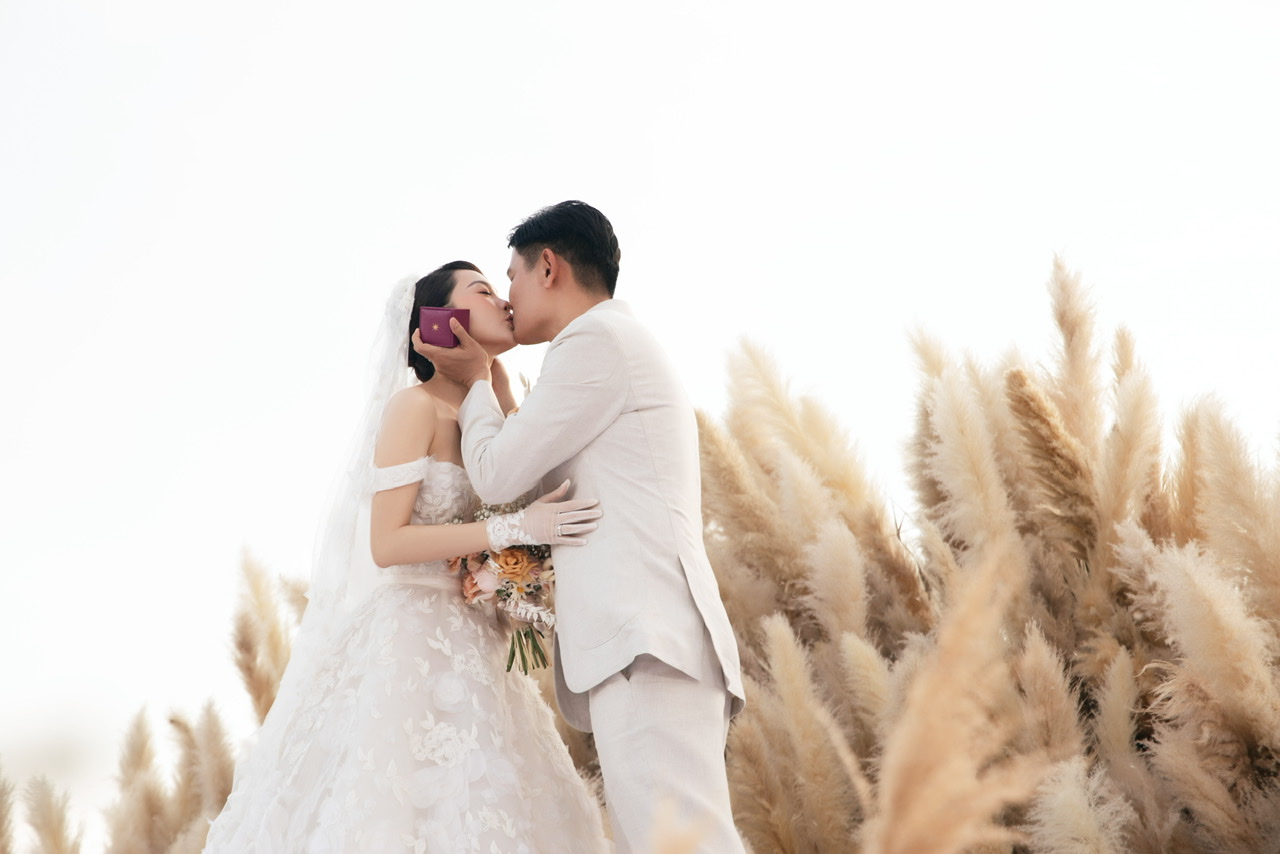 Cuộc Sống Hôn Nhân Ngọt Ngào Của Minh Hằng