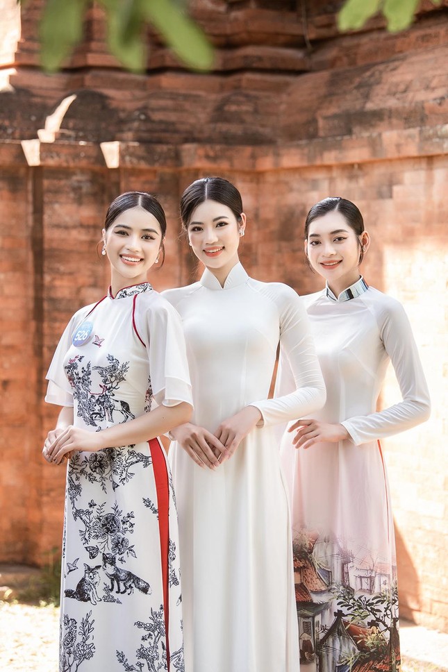 Top 38 thí sinh Miss World Vietnam 2022 đọ sắc xinh đẹp với áo dài - Ảnh 9.
